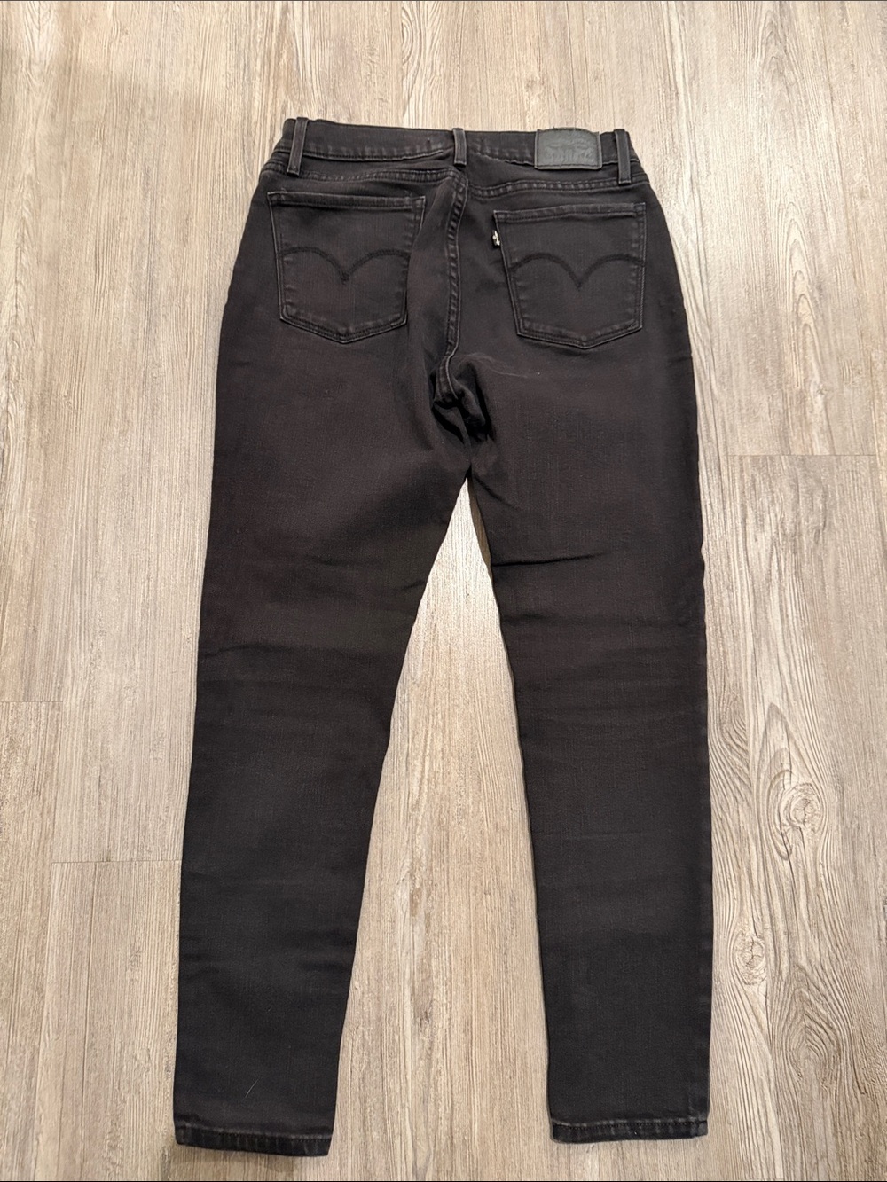 Levi's Black Women's Skinny Jeans - Picture 3 of 4